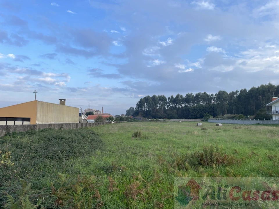 Terreno para Venda em Esmoriz Foto 1