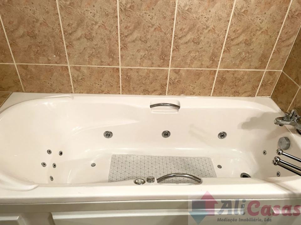 Moradia T4 para Venda em Grijó e Sermonde Foto 26