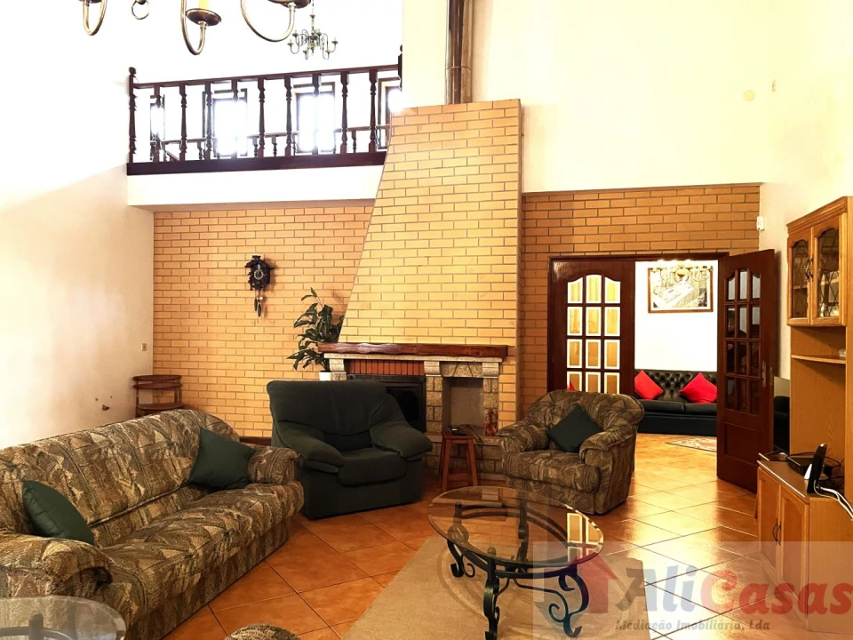 Moradia T4 para Venda em Grijó e Sermonde Foto 7