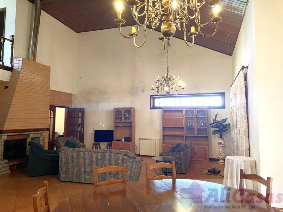 Moradia T4 para Venda em Grijó e Sermonde Foto 6