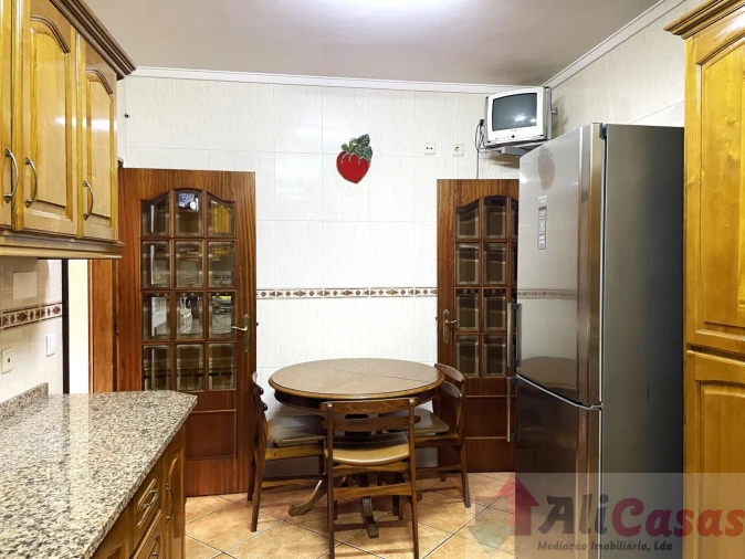 Moradia T4 para Venda em Grijó e Sermonde Foto 17