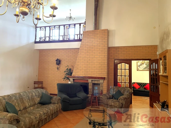 Moradia T4 para Venda em Grijó e Sermonde Foto 9