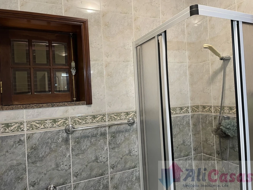 Moradia T4 para Venda em Grijó e Sermonde Foto 29