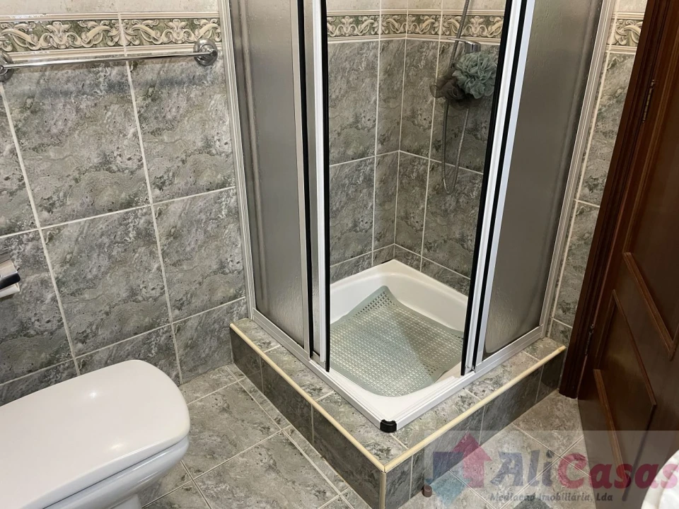 Moradia T4 para Venda em Grijó e Sermonde Foto 28