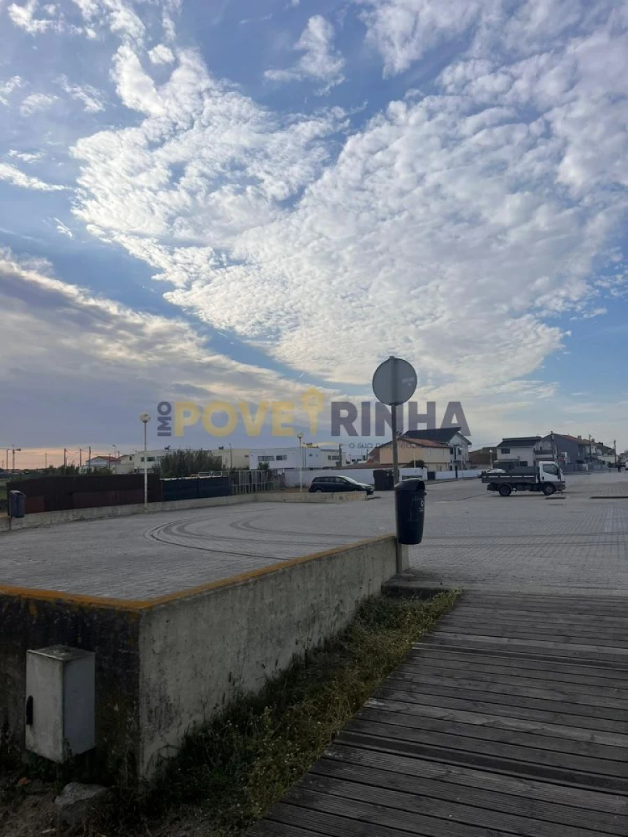 Terreno para Venda em Aver-O-Mar, Amorim e Terroso Foto 4