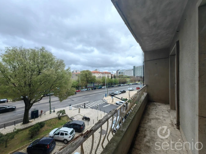 Apartamento T1 para Venda em Campolide Foto 13