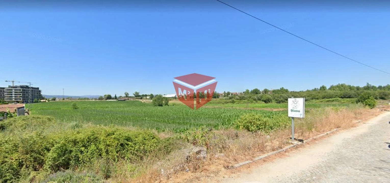 Terreno para Venda em Braga (São José de São Lázaro e São João do Souto) Foto 3