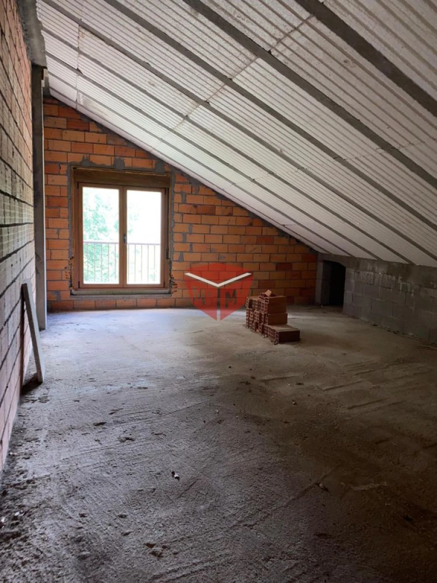 Loja para Venda em Moimenta Foto 11