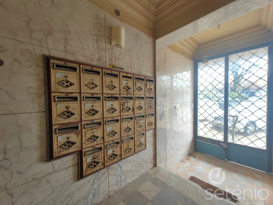 Apartamento T3 para Venda em Campolide Foto 5