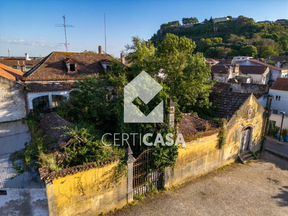 Moradia T3 para Venda em Marvila, Ribeira Santarém, São Salvador, São Nicolau Foto 4