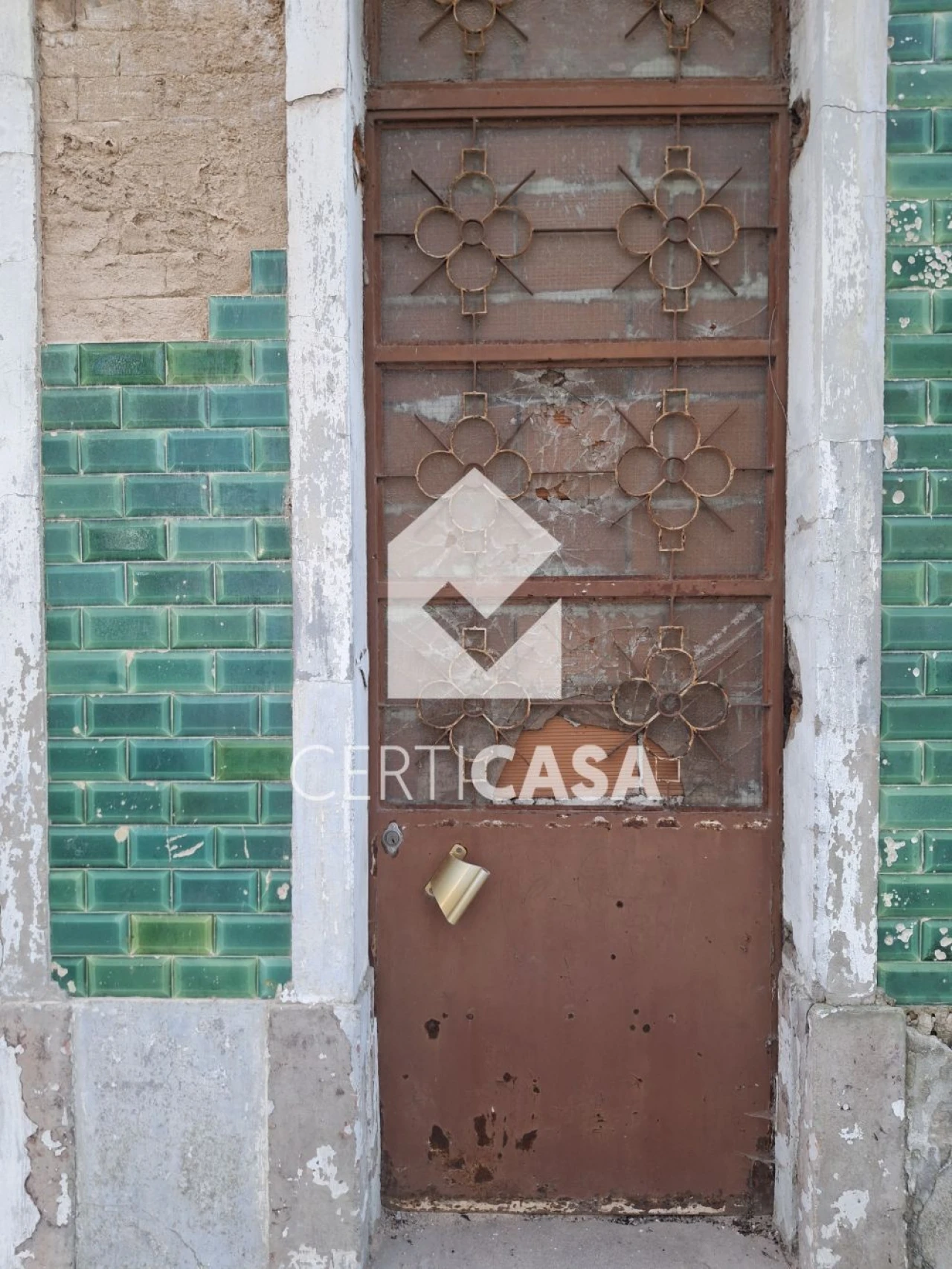 Moradia T3 para Venda em Marvila, Ribeira Santarém, São Salvador, São Nicolau Foto 7