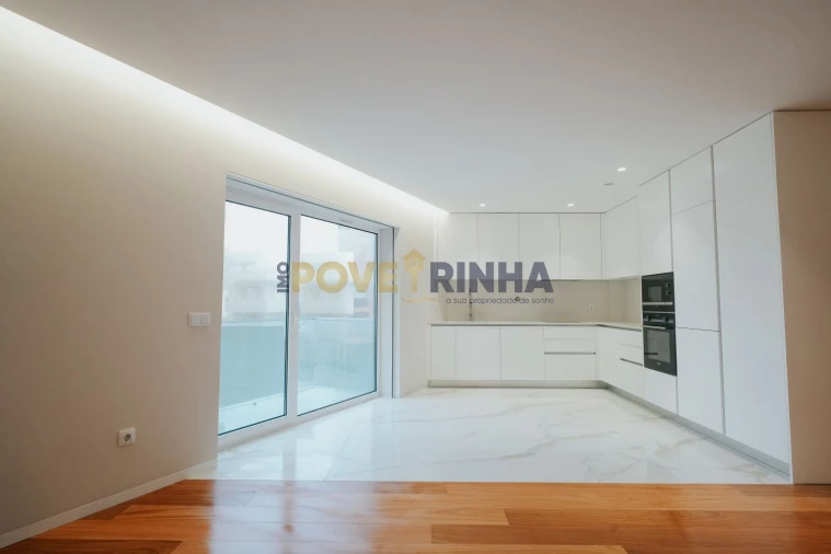 Apartamento T3 para Venda em Póvoa de Varzim, Beiriz e Argivai Foto 4