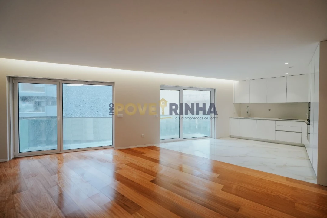 Apartamento T3 para Venda em Póvoa de Varzim, Beiriz e Argivai Foto 2