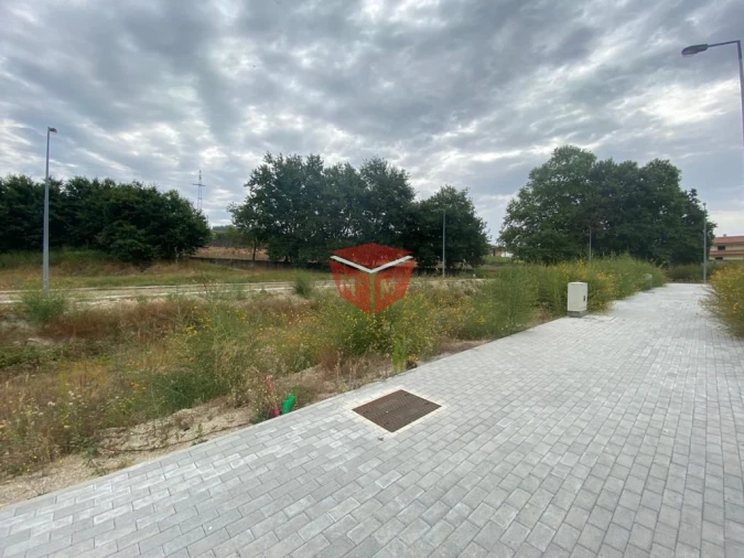 Terreno para Venda em Povoa de Lanhoso (N. Senhora do Amparo) Foto 5