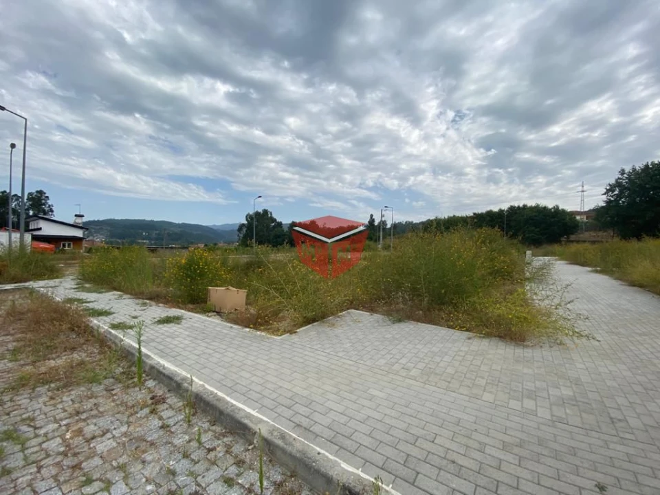 Terreno para Venda em Povoa de Lanhoso (N. Senhora do Amparo) Foto 7