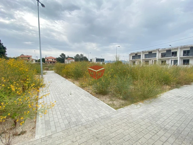 Terreno para Venda em Povoa de Lanhoso (N. Senhora do Amparo) Foto 1