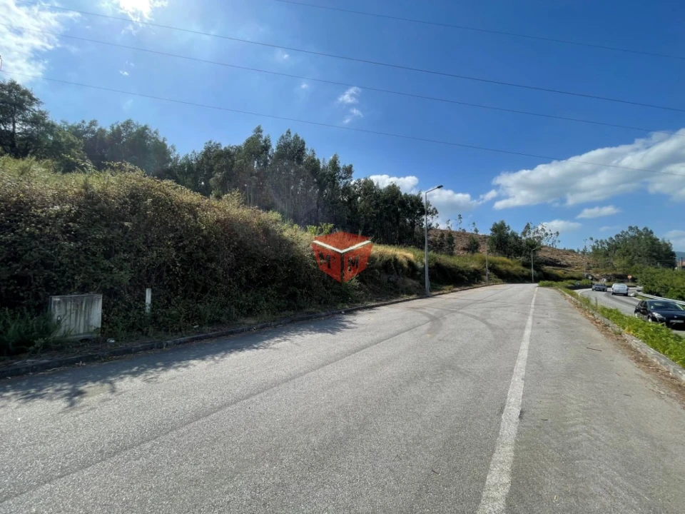 Terreno para Venda em Vilela Foto 1