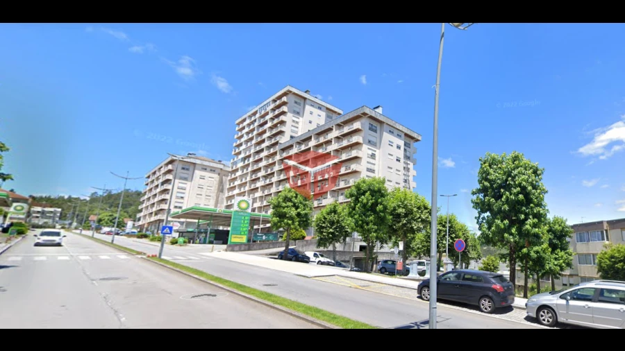 Apartamento T4 para Venda em Povoa de Lanhoso (N. Senhora do Amparo)