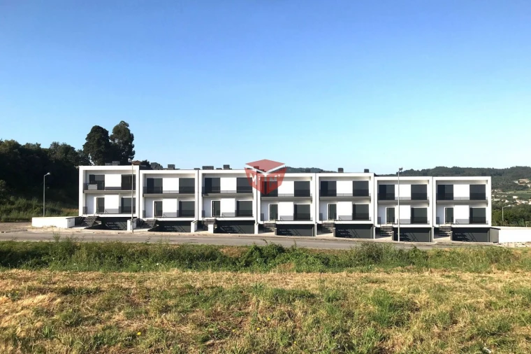 Moradia T3 para Venda em Celeirós, Aveleda e Vimieiro Foto 23