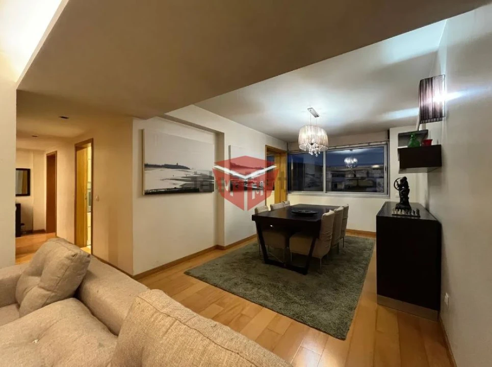 Apartamento T4 para Venda em Braga (São José de São Lázaro e São João do Souto) Foto 6