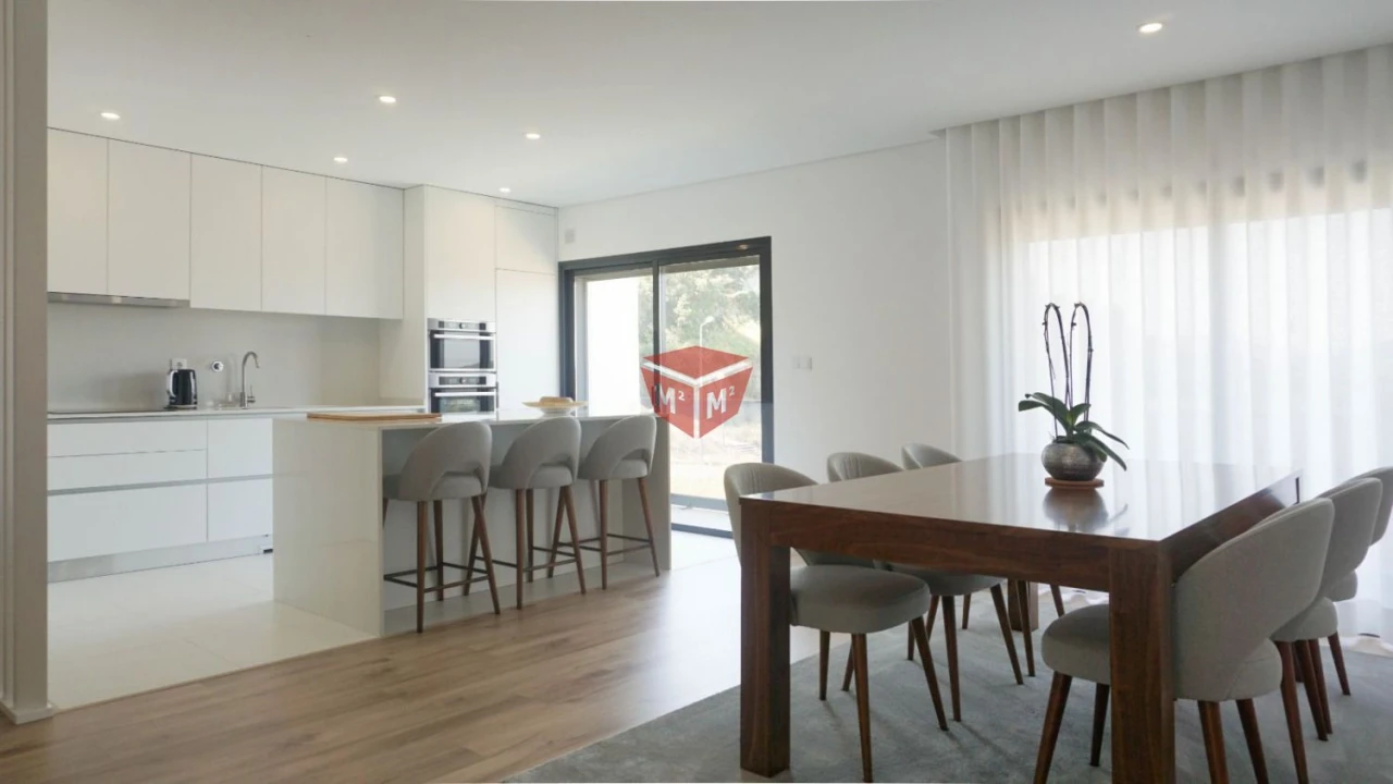 Moradia T4 para Venda em Celeirós, Aveleda e Vimieiro Foto 3