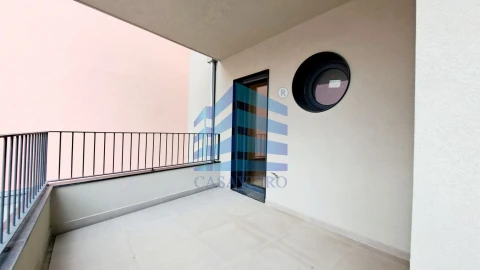 Apartamento T2 para Venda em Glória e Vera Cruz
