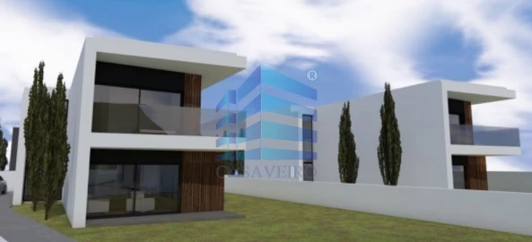 Moradia T4 para Venda em São Bernardo