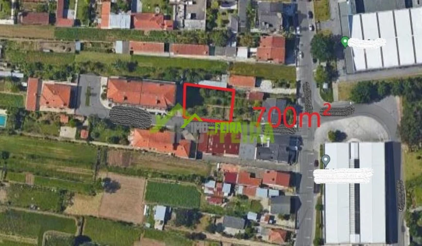 Terreno para Venda em Paços de Brandão Foto 2