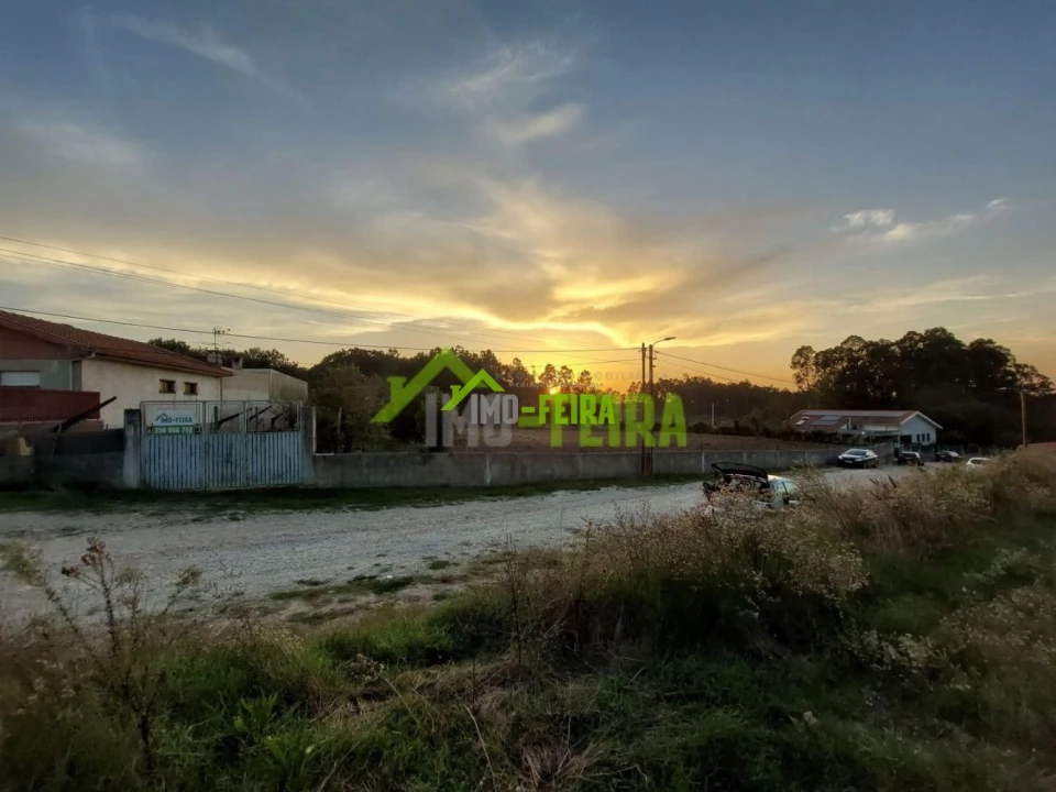 Terreno para Venda em São Miguel do Souto e Mosteirô Foto 11