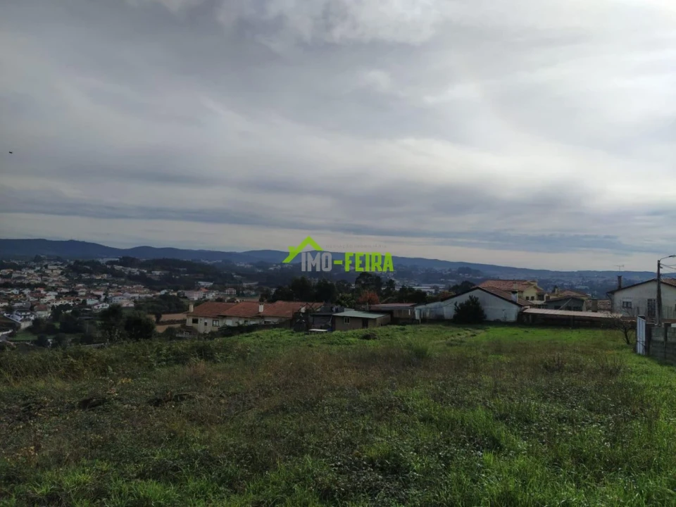 Terreno para Venda em Vila de Cucujães Foto 4
