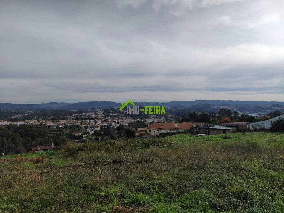 Terreno para Venda em Vila de Cucujães Foto 2