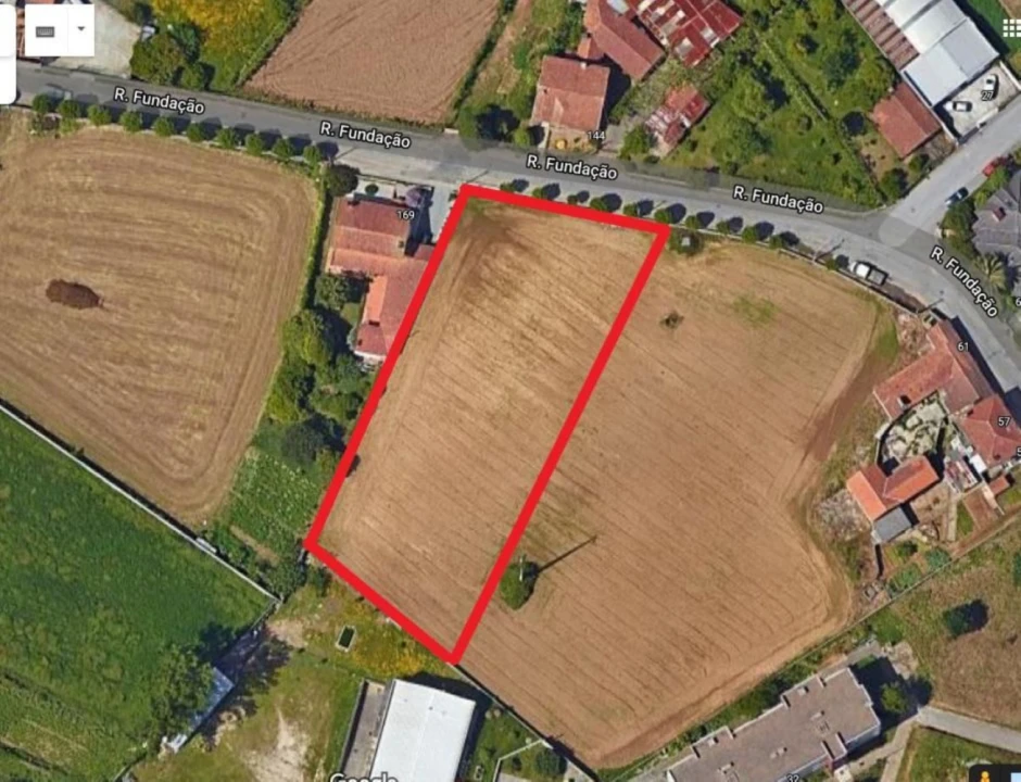 Terreno para Venda em São Miguel do Souto e Mosteirô Foto 2