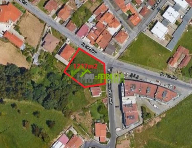 Terreno para Venda em Arrifana Foto 2