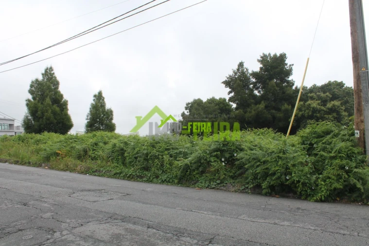 Terreno para Venda em Arrifana