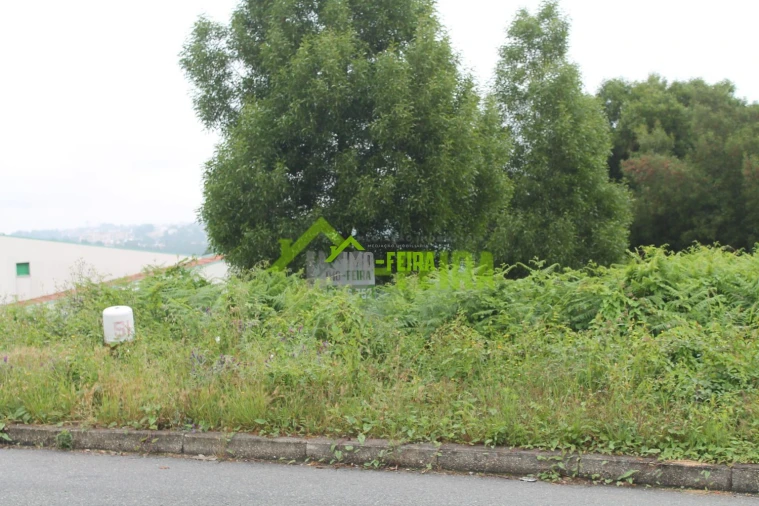 Terreno para Venda em Arrifana Foto 6