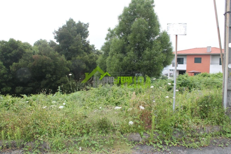 Terreno para Venda em Arrifana Foto 3