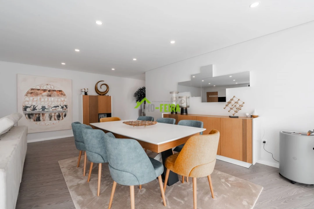 Moradia T4 para Venda em São Roque Foto 3