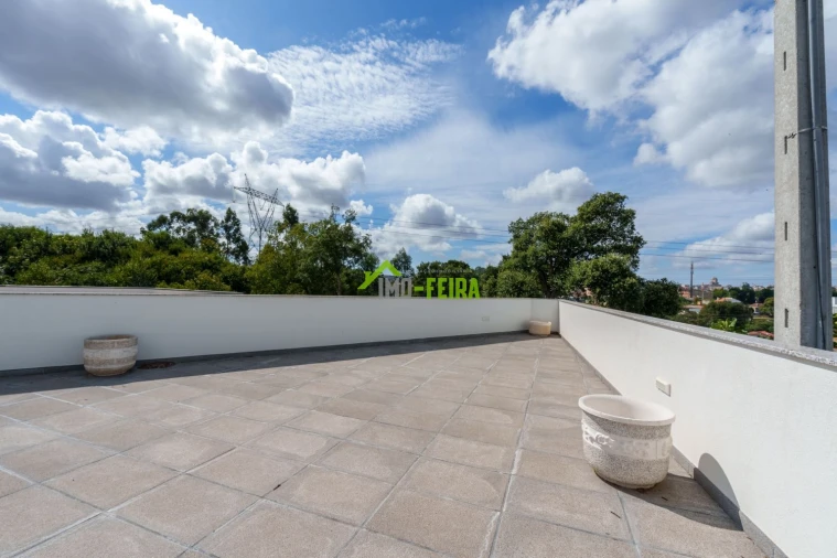 Moradia T4 para Venda em São Roque Foto 34