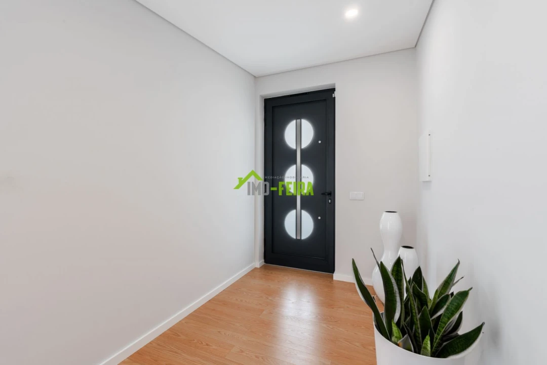 Moradia T4 para Venda em São Roque Foto 12