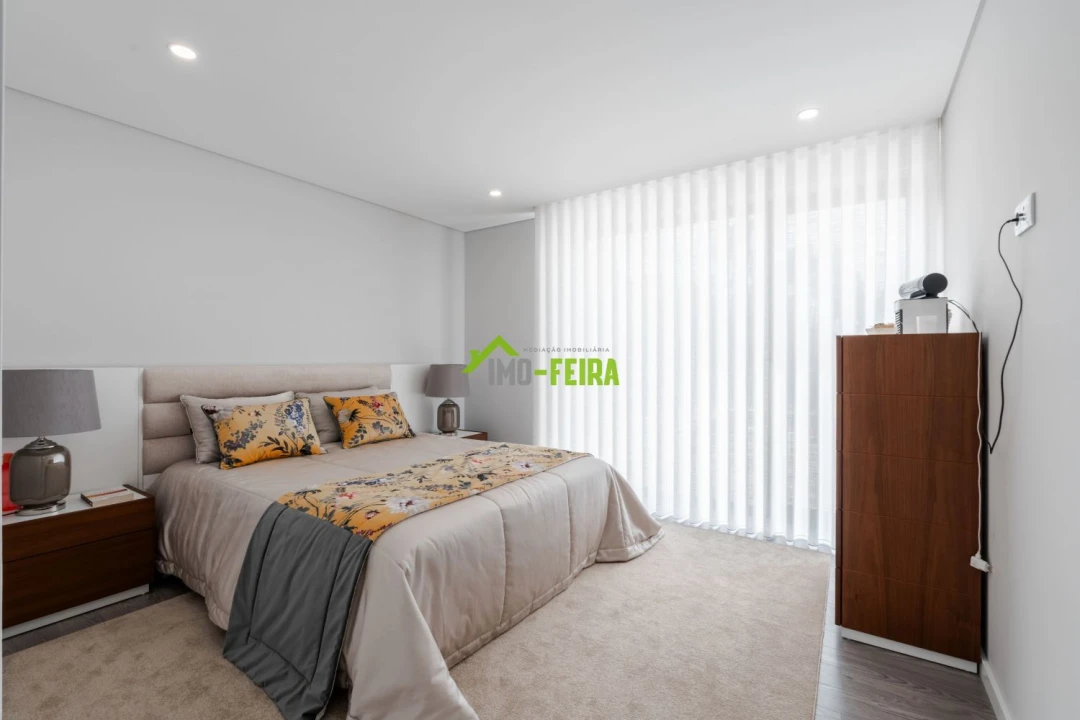 Moradia T4 para Venda em São Roque Foto 23