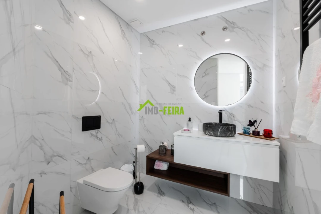 Moradia T4 para Venda em São Roque Foto 15