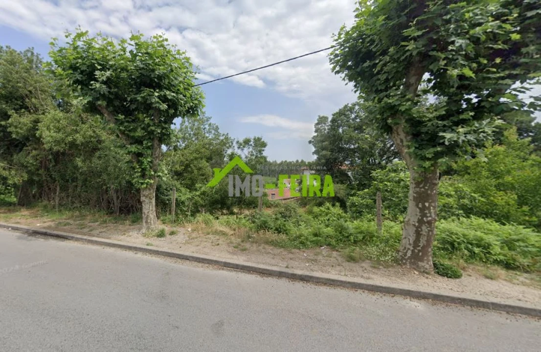 Terreno para Venda em Arrifana Foto 3