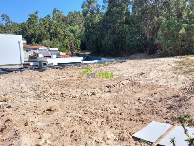 Terreno para Venda em São Miguel do Souto e Mosteirô Foto 8