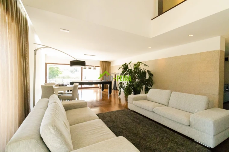 Moradia T4 para Venda em São Miguel do Souto e Mosteirô Foto 19