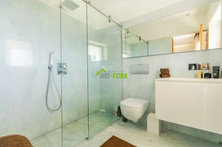 Moradia T4 para Venda em São Miguel do Souto e Mosteirô Foto 27