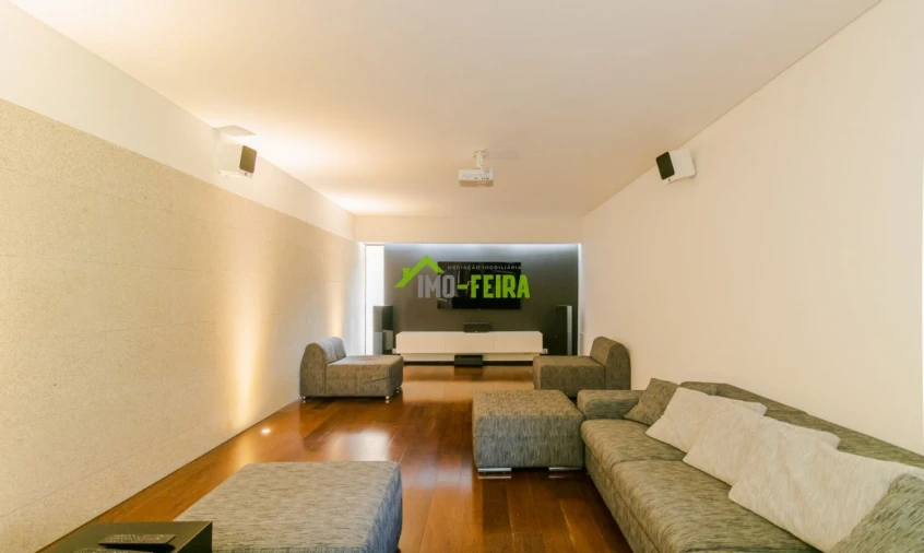 Moradia T4 para Venda em São Miguel do Souto e Mosteirô Foto 44