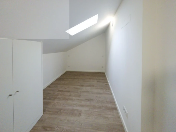 Apartamento T2 para Venda em Esgueira Foto 6
