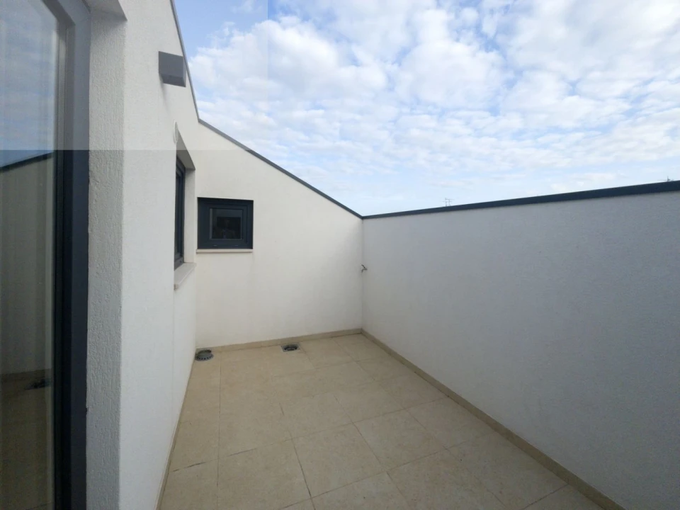 Apartamento T2 para Venda em Esgueira Foto 2