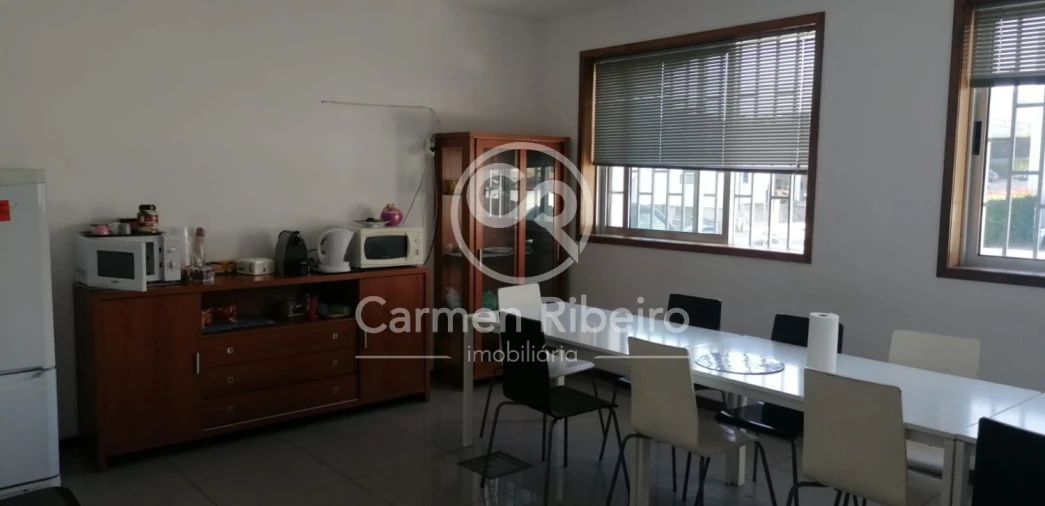 Loja para Venda em São Gens Foto 10