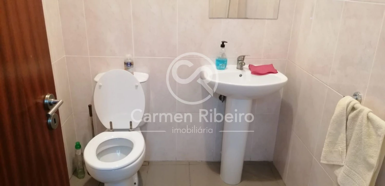 Loja para Venda em São Gens Foto 13